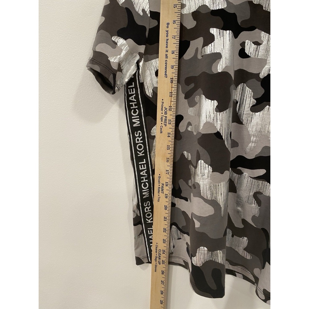 Michael Kors Womens T-Shirt P/S Black Silver Camo Foilโ Logo Tee Top Street Glam - Picture 5 of 11